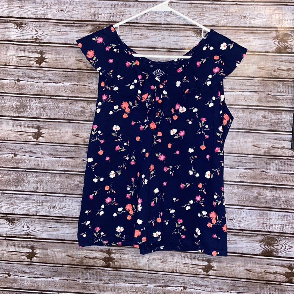 St Johns Bay sleeveless floral top. Petite large. Navy blue